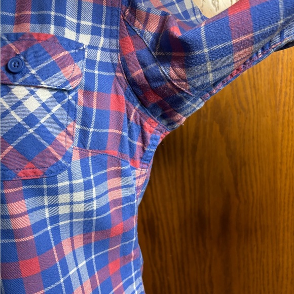 Duluth Trading Co women’s Blue and Red Plaid Shirt - small - Picture 5 of 11